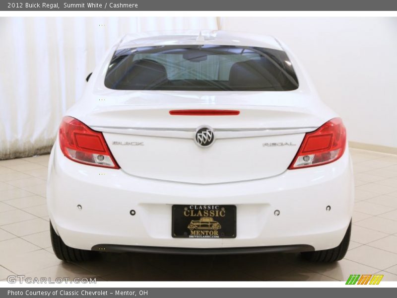 Summit White / Cashmere 2012 Buick Regal