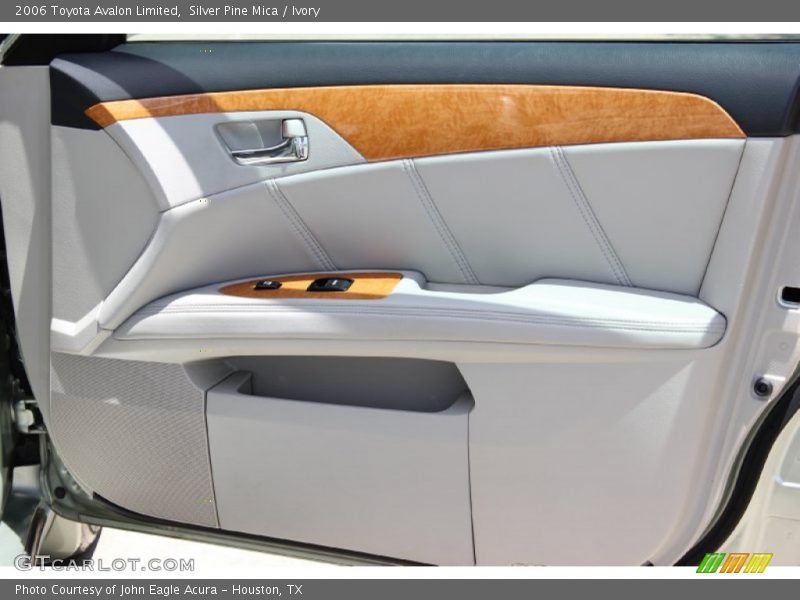 Silver Pine Mica / Ivory 2006 Toyota Avalon Limited