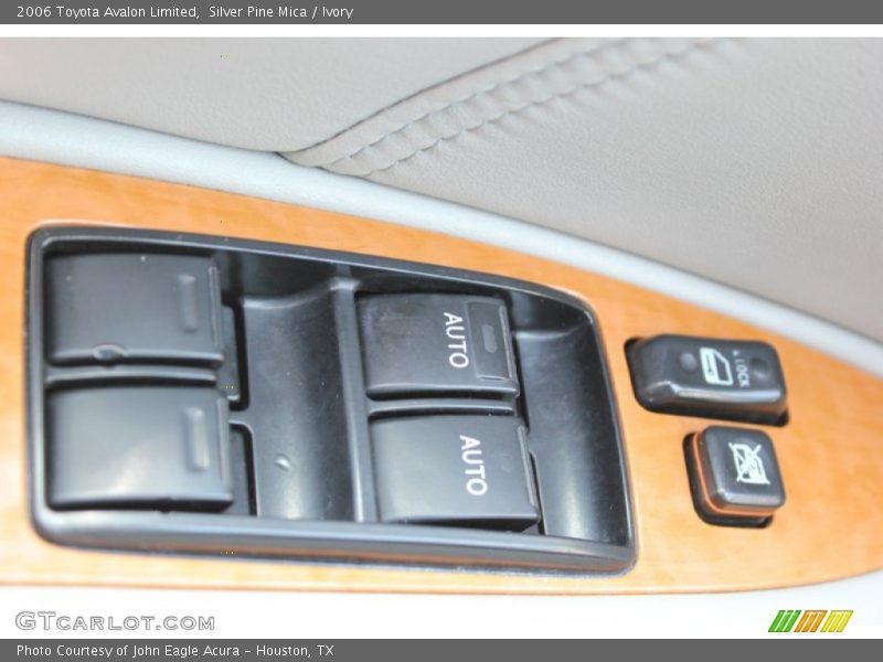 Silver Pine Mica / Ivory 2006 Toyota Avalon Limited