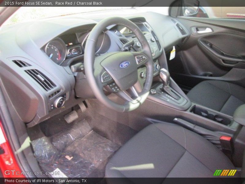 Race Red / Charcoal Black 2015 Ford Focus SE Sedan