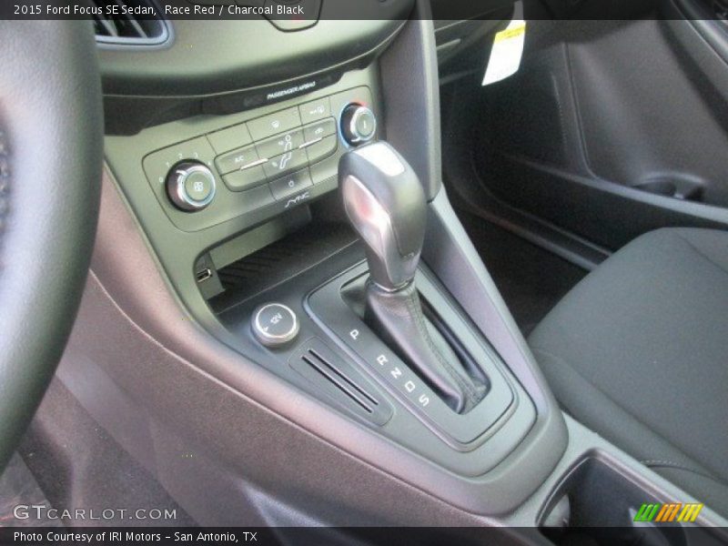 Race Red / Charcoal Black 2015 Ford Focus SE Sedan