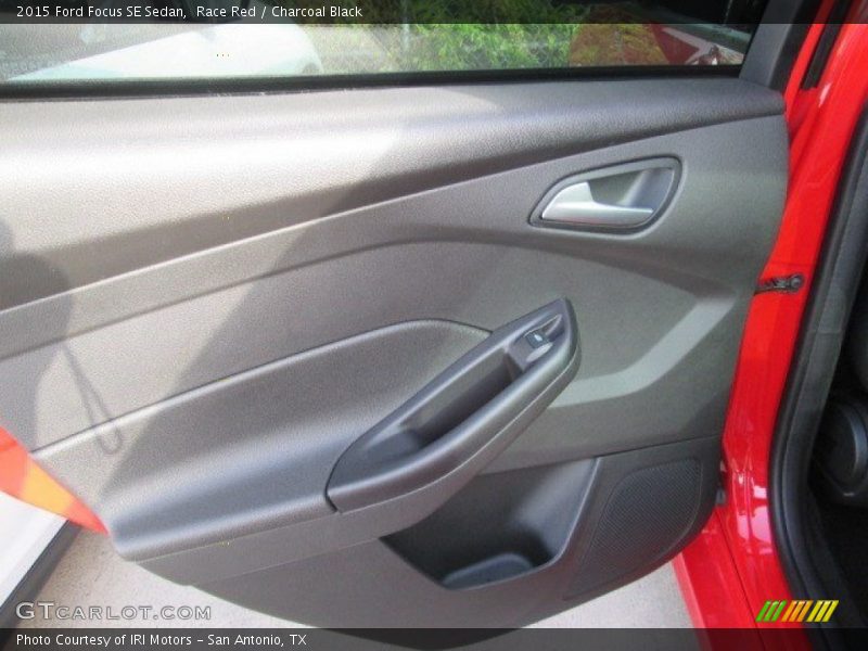 Race Red / Charcoal Black 2015 Ford Focus SE Sedan