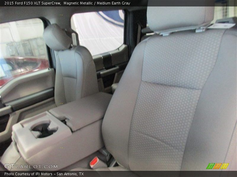 Magnetic Metallic / Medium Earth Gray 2015 Ford F150 XLT SuperCrew