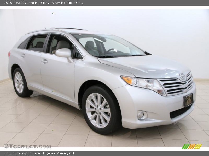 Classic Silver Metallic / Gray 2010 Toyota Venza I4