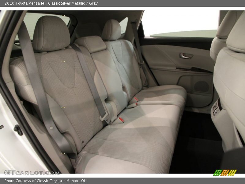 Classic Silver Metallic / Gray 2010 Toyota Venza I4