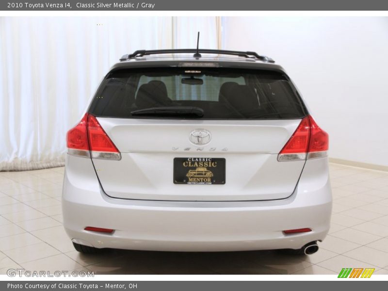 Classic Silver Metallic / Gray 2010 Toyota Venza I4