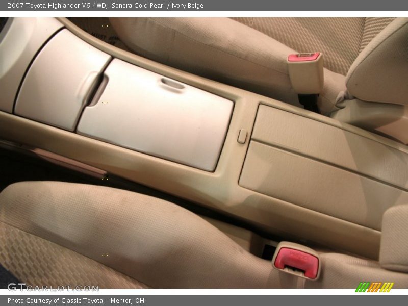 Sonora Gold Pearl / Ivory Beige 2007 Toyota Highlander V6 4WD