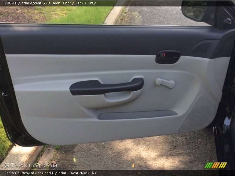 Ebony Black / Gray 2009 Hyundai Accent GS 3 Door