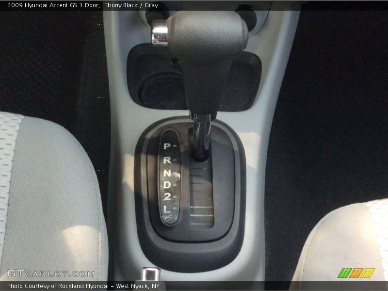 Ebony Black / Gray 2009 Hyundai Accent GS 3 Door