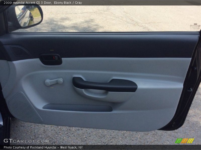 Ebony Black / Gray 2009 Hyundai Accent GS 3 Door
