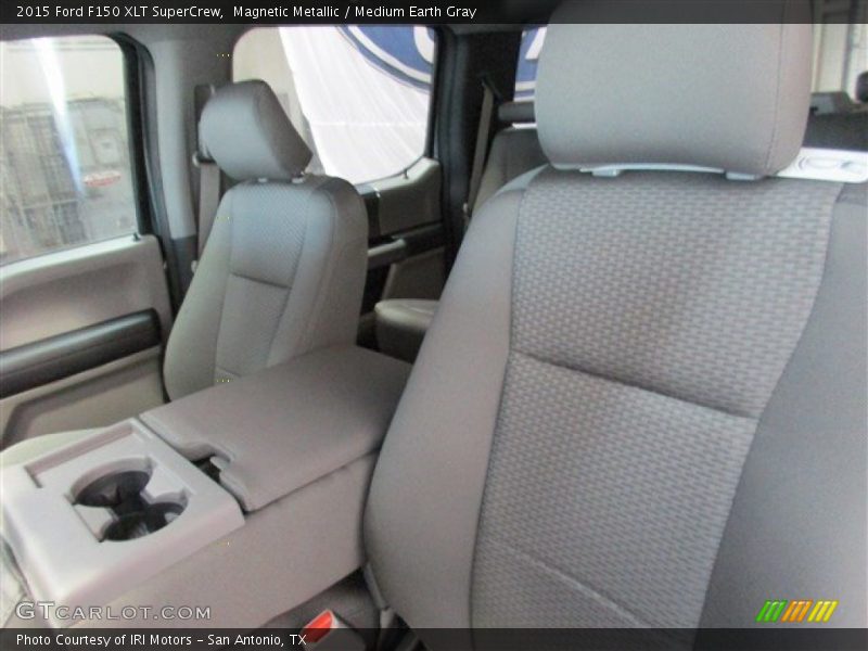 Magnetic Metallic / Medium Earth Gray 2015 Ford F150 XLT SuperCrew