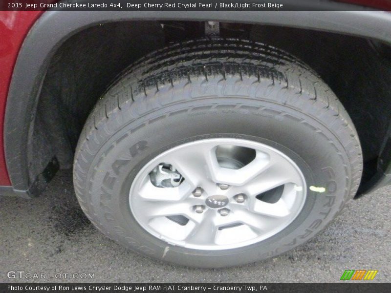 Deep Cherry Red Crystal Pearl / Black/Light Frost Beige 2015 Jeep Grand Cherokee Laredo 4x4