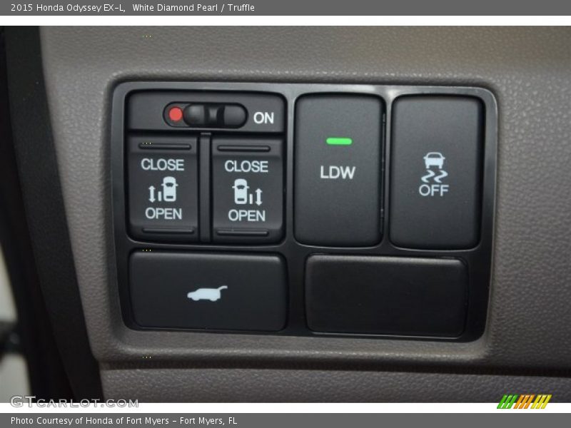 White Diamond Pearl / Truffle 2015 Honda Odyssey EX-L