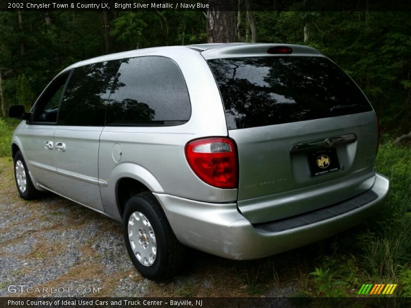 Bright Silver Metallic / Navy Blue 2002 Chrysler Town & Country LX
