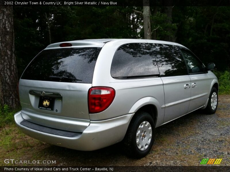 Bright Silver Metallic / Navy Blue 2002 Chrysler Town & Country LX