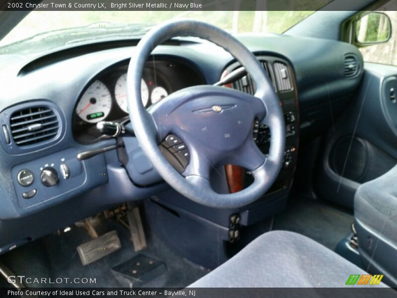 Bright Silver Metallic / Navy Blue 2002 Chrysler Town & Country LX