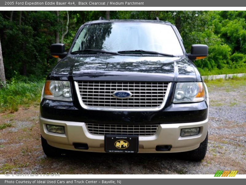 Black Clearcoat / Medium Parchment 2005 Ford Expedition Eddie Bauer 4x4
