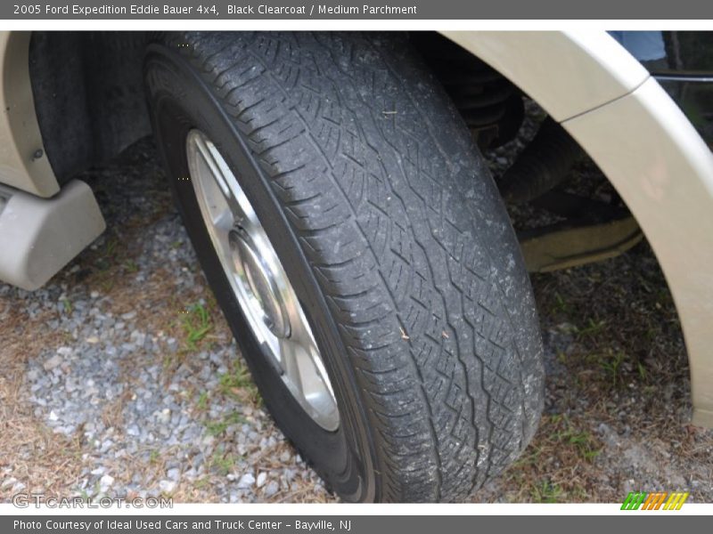 Black Clearcoat / Medium Parchment 2005 Ford Expedition Eddie Bauer 4x4