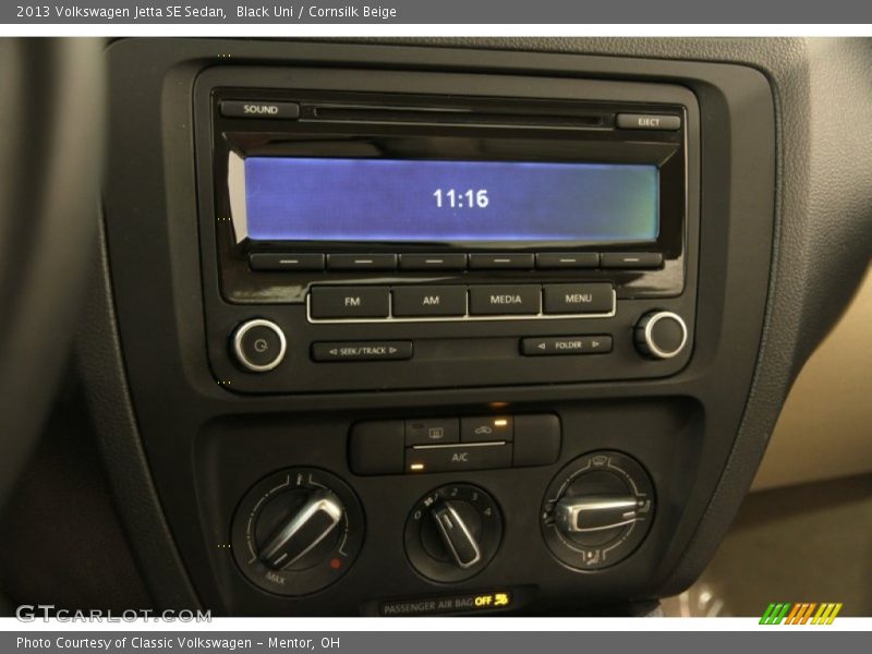 Black Uni / Cornsilk Beige 2013 Volkswagen Jetta SE Sedan