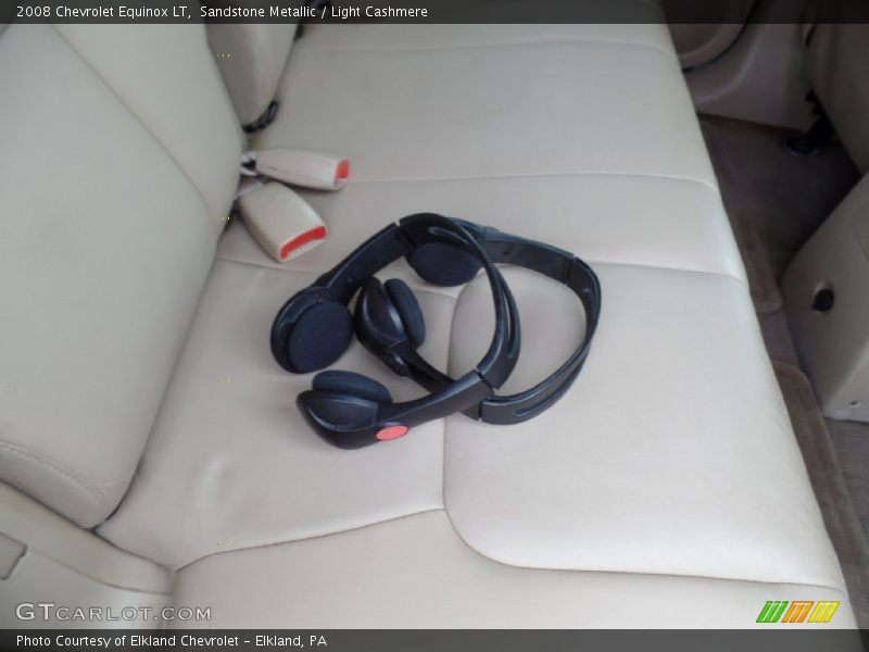 Sandstone Metallic / Light Cashmere 2008 Chevrolet Equinox LT