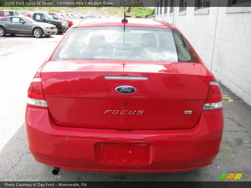 Vermillion Red / Medium Stone 2008 Ford Focus SE Sedan