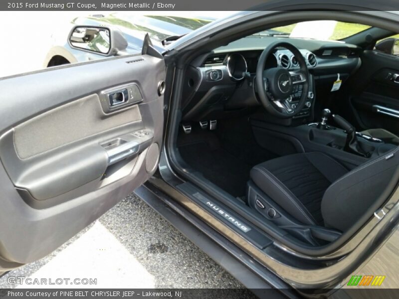 Front Seat of 2015 Mustang GT Coupe