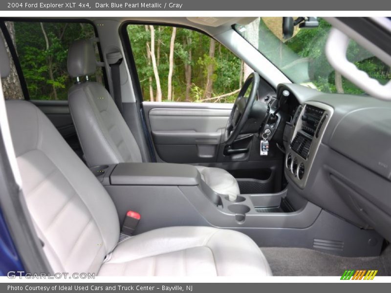 Dark Blue Pearl Metallic / Gray 2004 Ford Explorer XLT 4x4