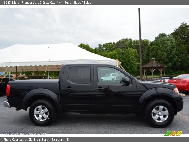 Super Black / Beige 2013 Nissan Frontier SV V6 Crew Cab 4x4