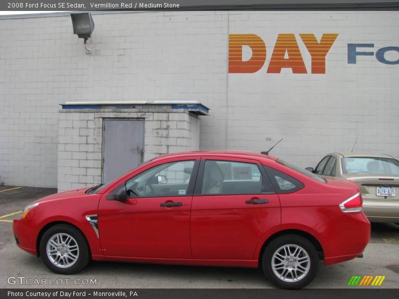 Vermillion Red / Medium Stone 2008 Ford Focus SE Sedan