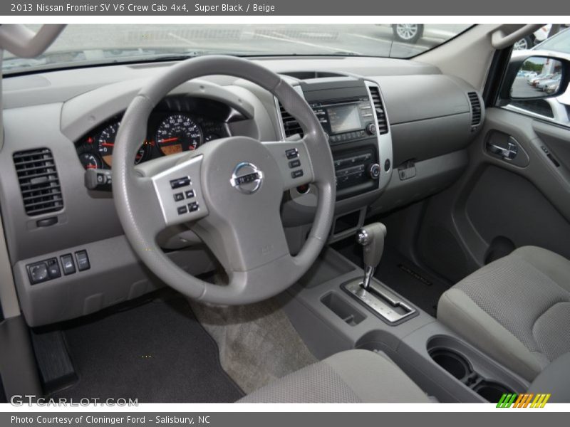 Super Black / Beige 2013 Nissan Frontier SV V6 Crew Cab 4x4