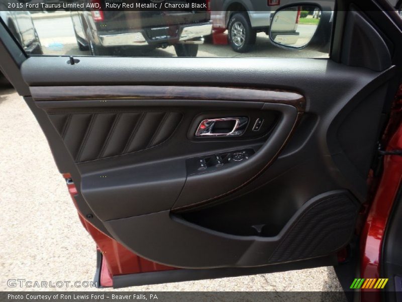 Door Panel of 2015 Taurus Limited AWD