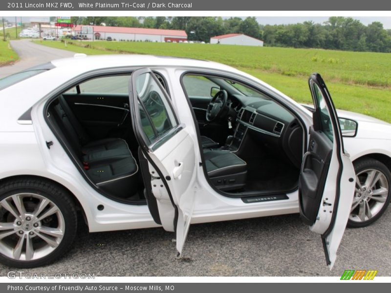 White Platinum Tri-Coat / Dark Charcoal 2011 Lincoln MKZ FWD