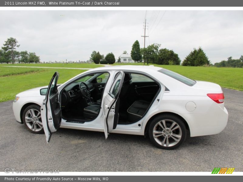 White Platinum Tri-Coat / Dark Charcoal 2011 Lincoln MKZ FWD