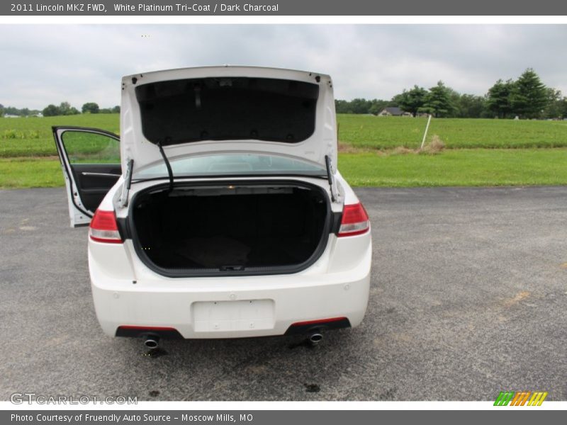 White Platinum Tri-Coat / Dark Charcoal 2011 Lincoln MKZ FWD