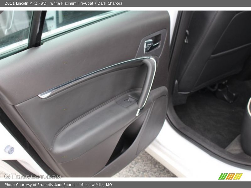 White Platinum Tri-Coat / Dark Charcoal 2011 Lincoln MKZ FWD