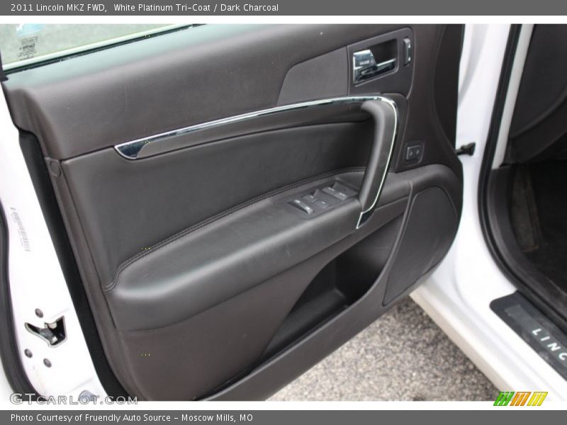 White Platinum Tri-Coat / Dark Charcoal 2011 Lincoln MKZ FWD