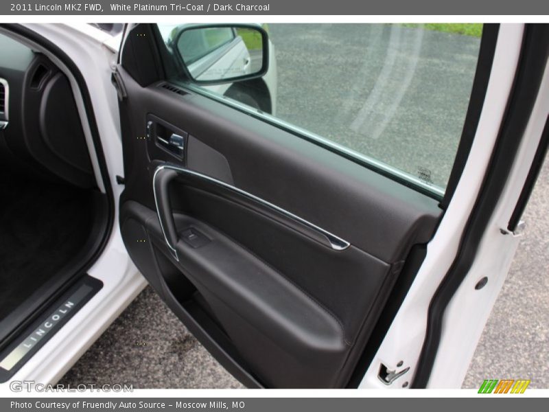 White Platinum Tri-Coat / Dark Charcoal 2011 Lincoln MKZ FWD