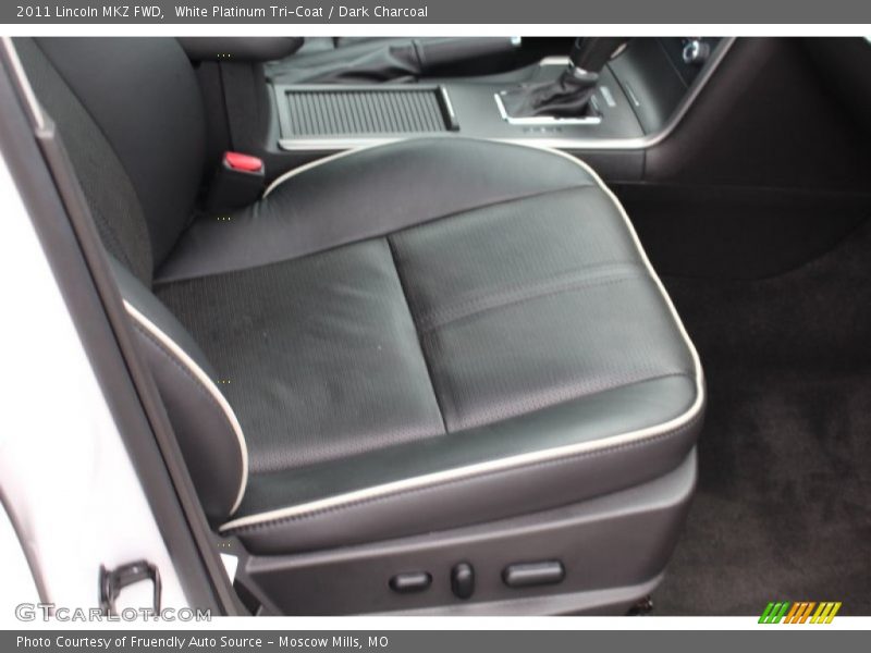 White Platinum Tri-Coat / Dark Charcoal 2011 Lincoln MKZ FWD