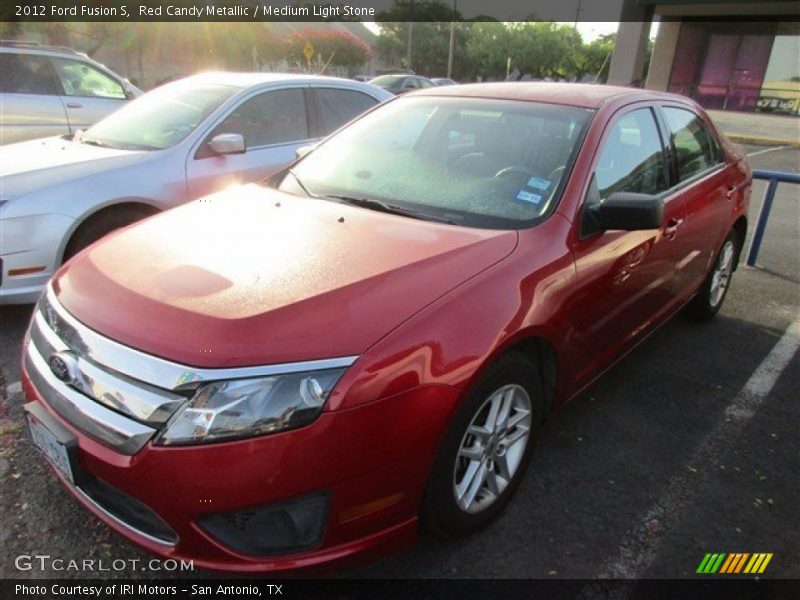 Front 3/4 View of 2012 Fusion S
