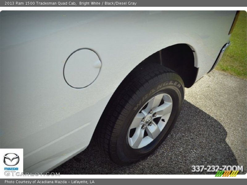 Bright White / Black/Diesel Gray 2013 Ram 1500 Tradesman Quad Cab