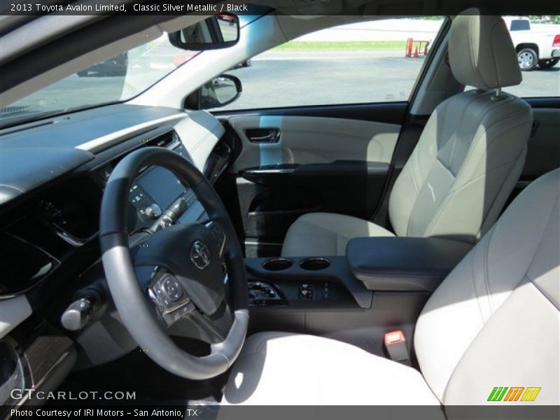 Classic Silver Metallic / Black 2013 Toyota Avalon Limited