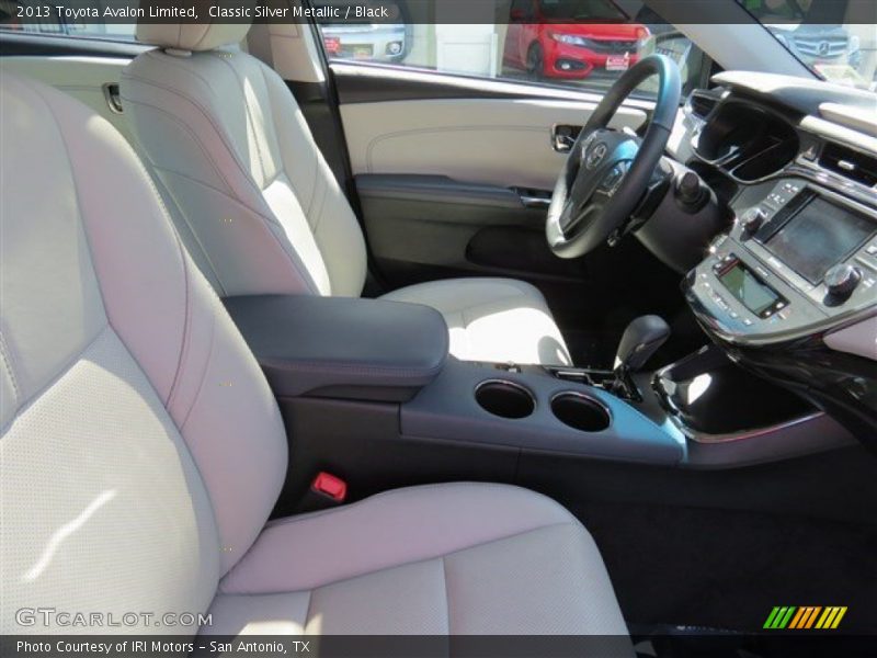 Classic Silver Metallic / Black 2013 Toyota Avalon Limited