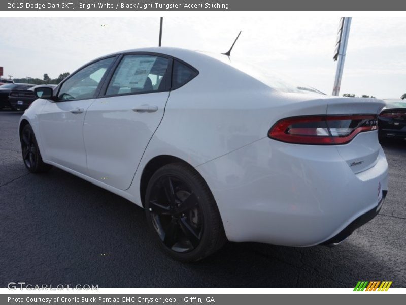 Bright White / Black/Light Tungsten Accent Stitching 2015 Dodge Dart SXT