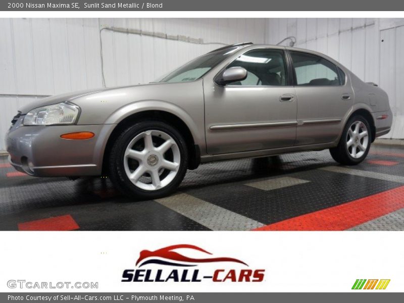 Sunlit Sand Metallic / Blond 2000 Nissan Maxima SE
