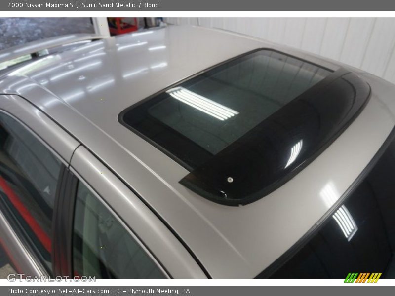 Sunlit Sand Metallic / Blond 2000 Nissan Maxima SE
