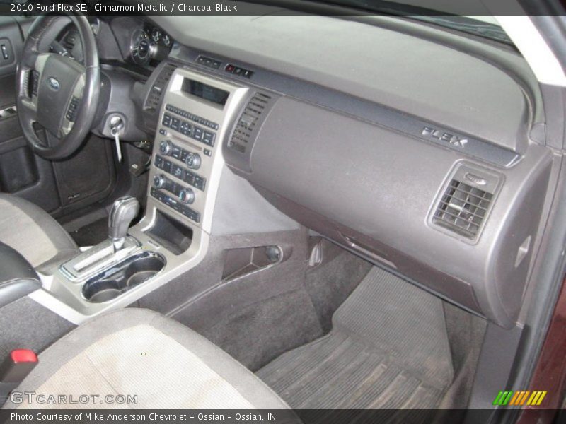 Cinnamon Metallic / Charcoal Black 2010 Ford Flex SE