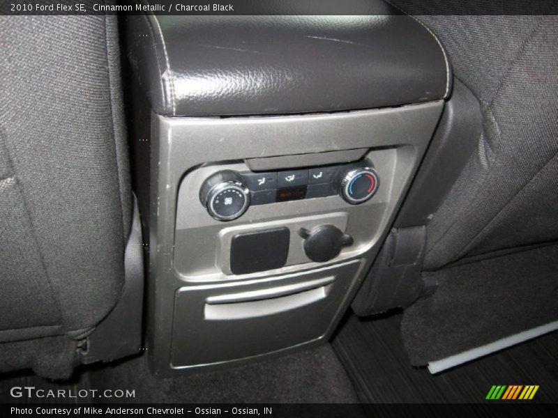 Cinnamon Metallic / Charcoal Black 2010 Ford Flex SE