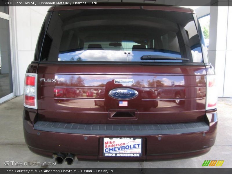 Cinnamon Metallic / Charcoal Black 2010 Ford Flex SE
