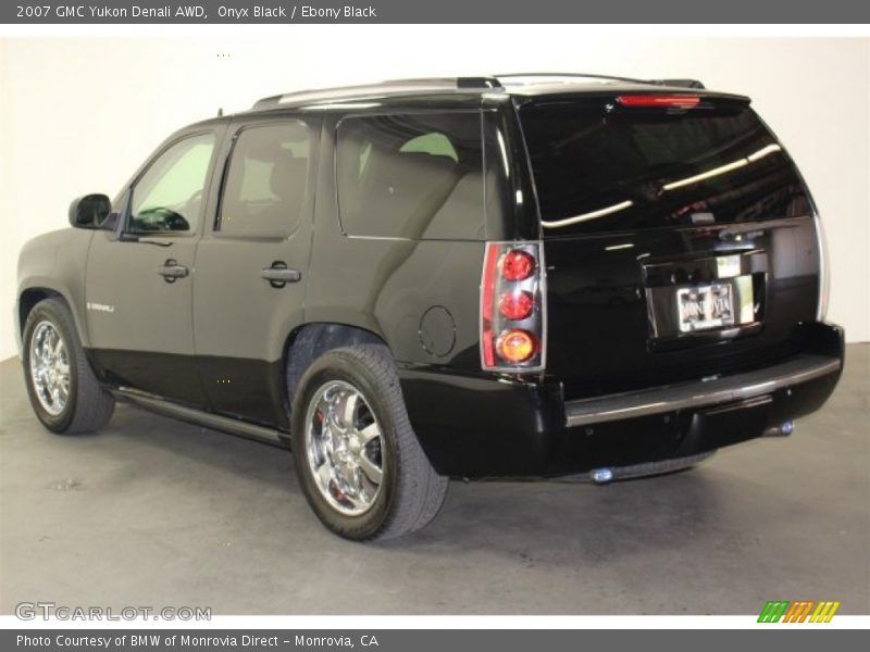 Onyx Black / Ebony Black 2007 GMC Yukon Denali AWD