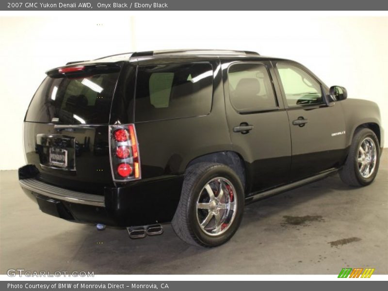 Onyx Black / Ebony Black 2007 GMC Yukon Denali AWD